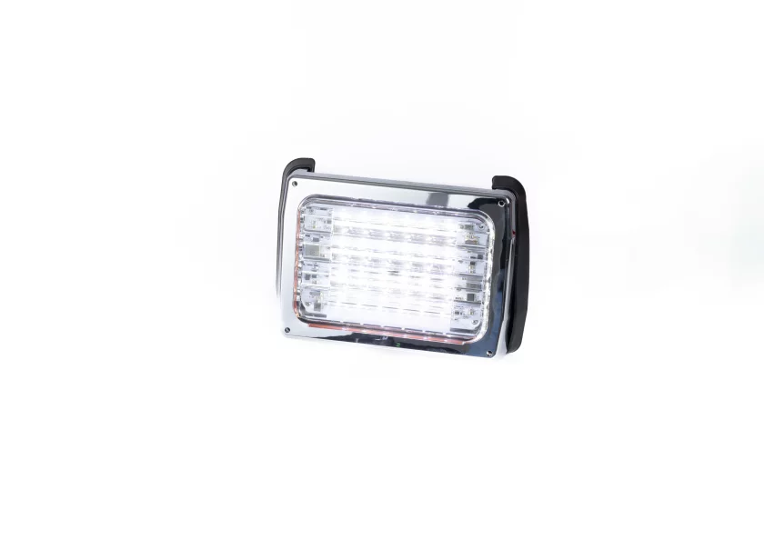 FRC Spectra 950 LED werklamp ingeschakeld met witte lichtbundel